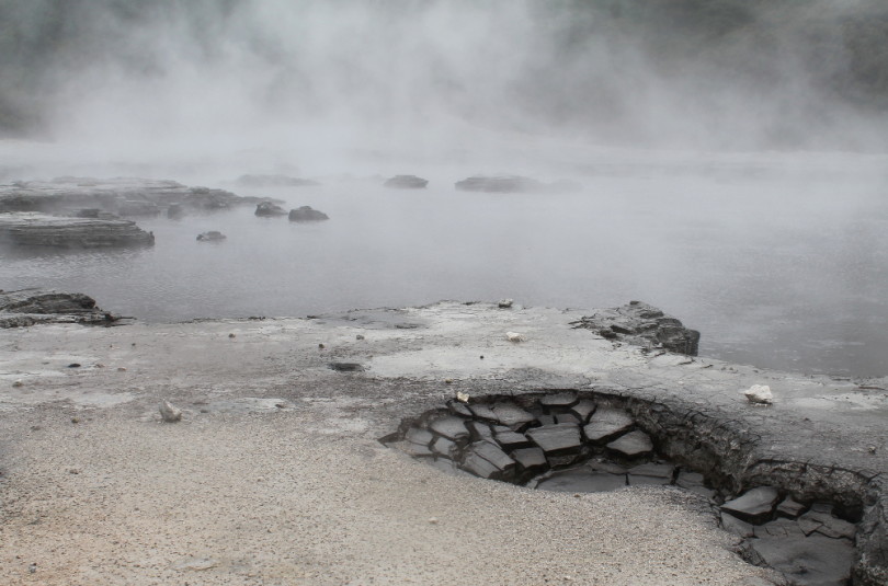Hells Gate Geothermal Park Rotorua New Zealang Mud Bath Sulphur Spa