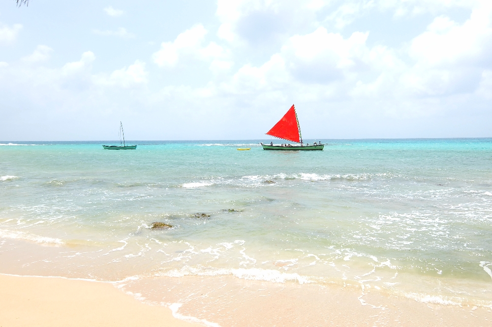 Budget Carribbean - Little Corn Island Nicaragua - SailBoat