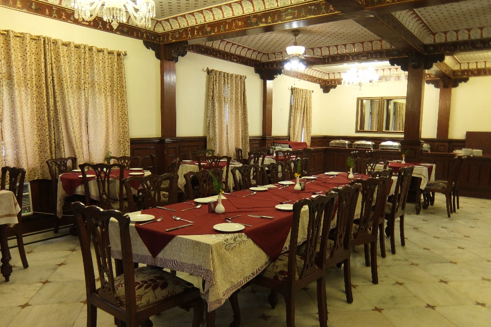 Elegant Restaurant at Amar Mahal Hotel in Orchha