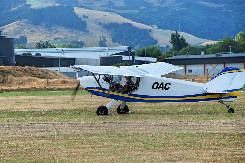 Two Seater Plane Scenic Flight Dunedin New Zealand - Landing