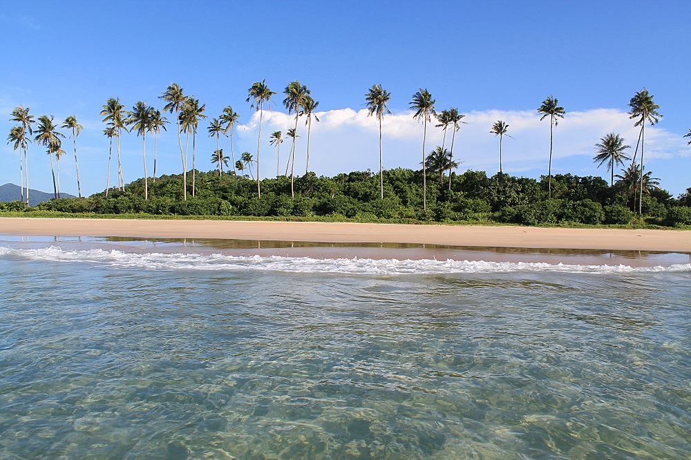 El Nido Palawan Paradise in the Philippines - Nacpan Beach, Best Beach in El Nido