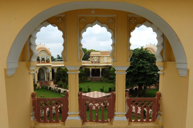 Incredible Rajput Architecture of Amar Mahal Hotel in Orchha India